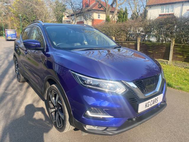 Nissan Qashqai 1.5 dCi Tekna 5dr Hatchback Diesel Blue